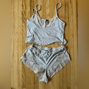 La SENZA Gray Lace Trim Pajama Set